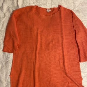 3/4 sleeve Mellon color sweater